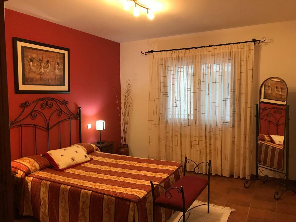 Casa Rural La Ibienza Zarzuela del Pinar Bagian luar foto